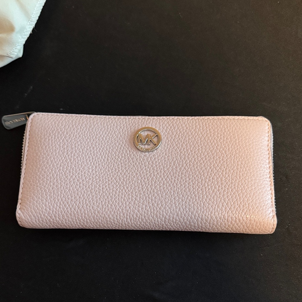 Michael Kors Blush Pink Pebbled Leather Zip Wallet